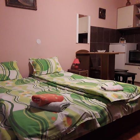 Guest House Dunavski Raj Kostol Bagian luar foto