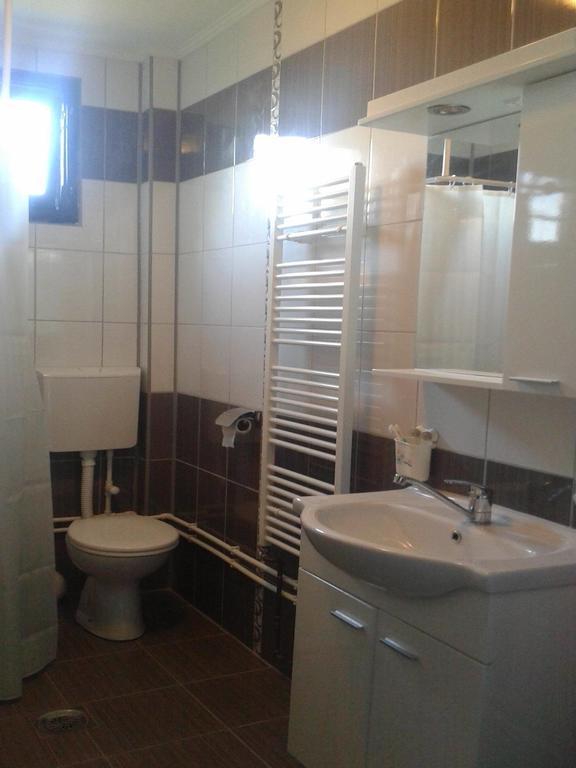 Guest House Dunavski Raj Kostol Bagian luar foto